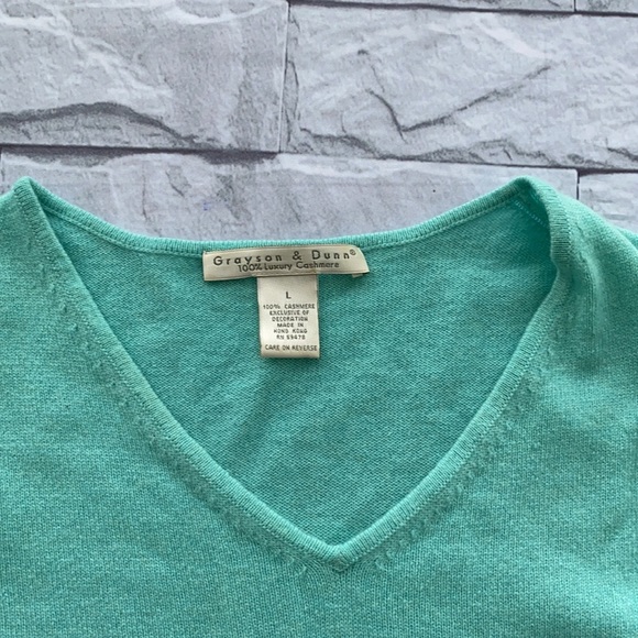 Grayson & Dunn 100% cashmere argyle v-neck sweater SZ Large - Picture 7 of 8